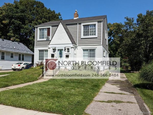 203 Gladwin, Clawson, MI 48017