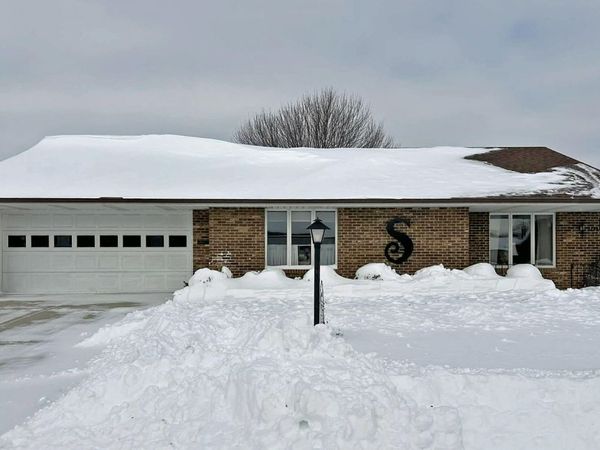 1136 Foxboro Road, Springfield, OH 45503