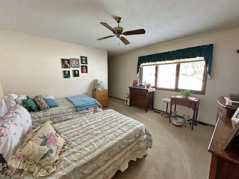 1136 Foxboro Road, Springfield, OH 45503 Photo 24