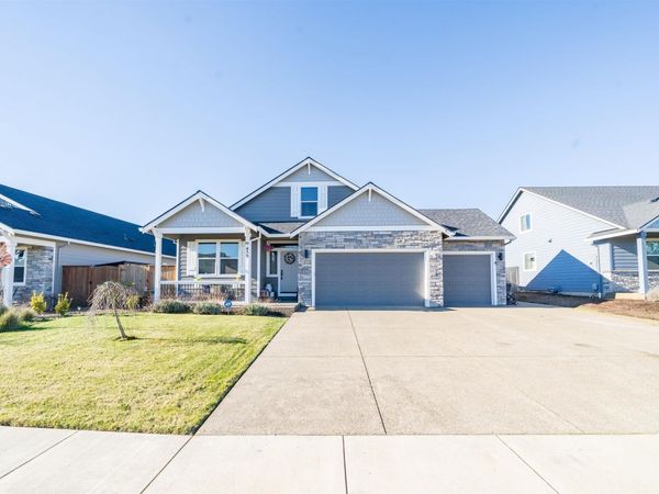 459 NE Cedar St, Sublimity, OR 97385