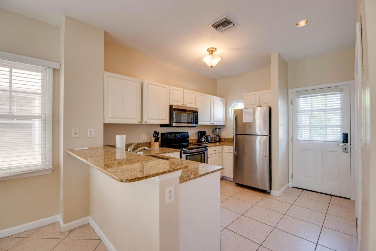 7073 Hawks Cay Boulevard, Duck Key, FL 33050 Photo