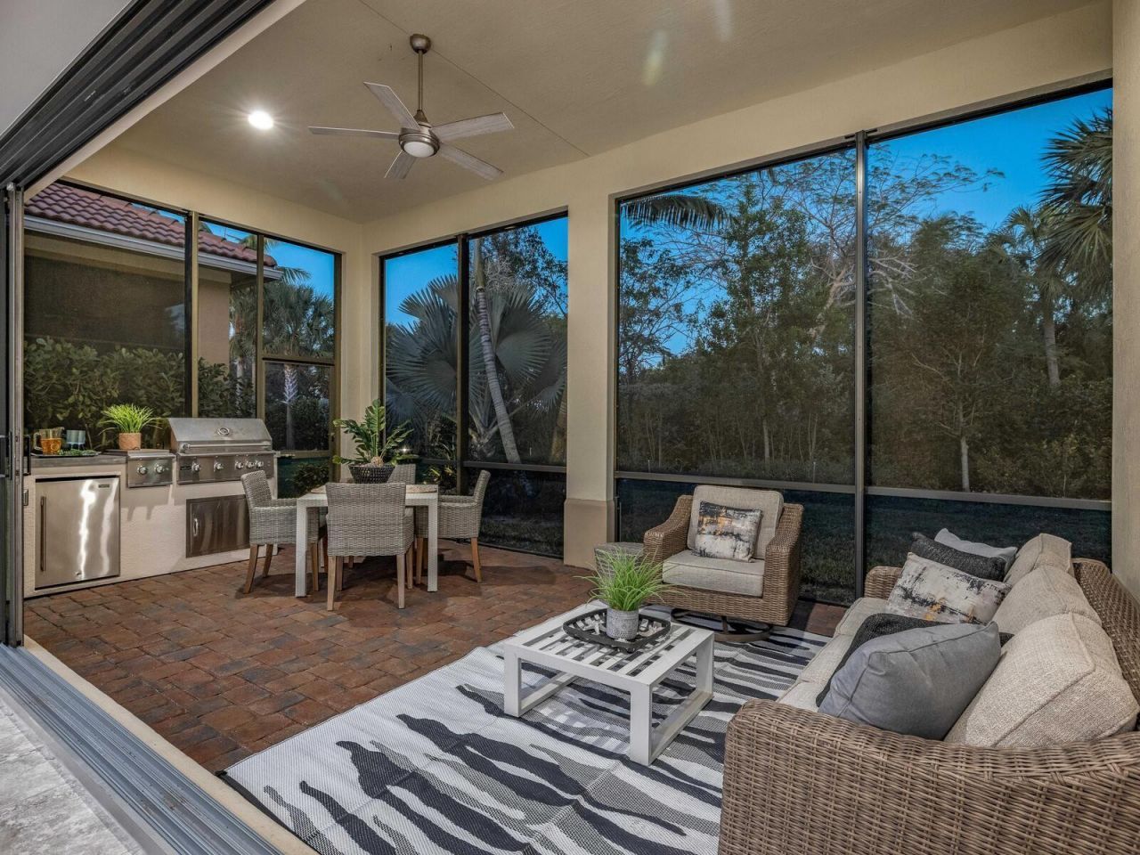 9088 E Leon Circle, Parkland, FL 33076 Photo