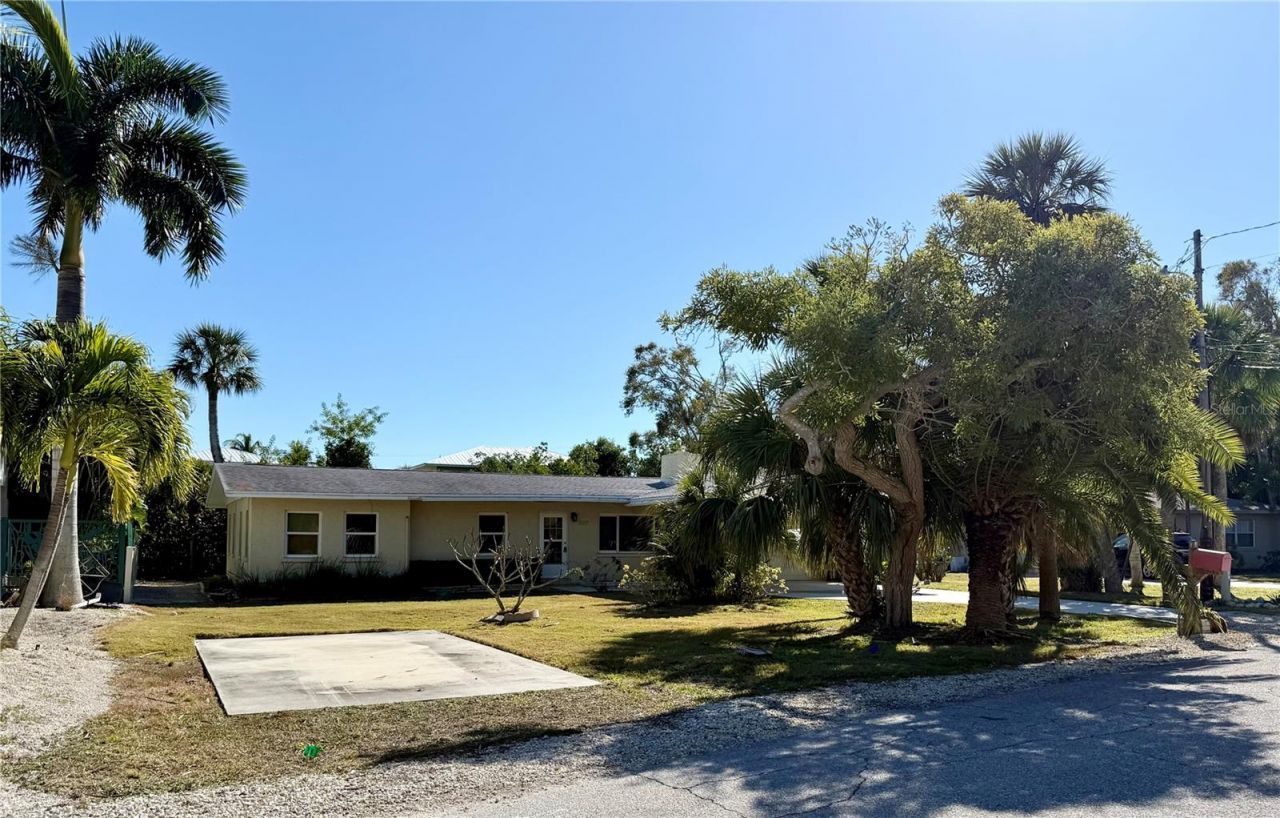 507 58th Street, Holmes Beach, FL 34217 Photo