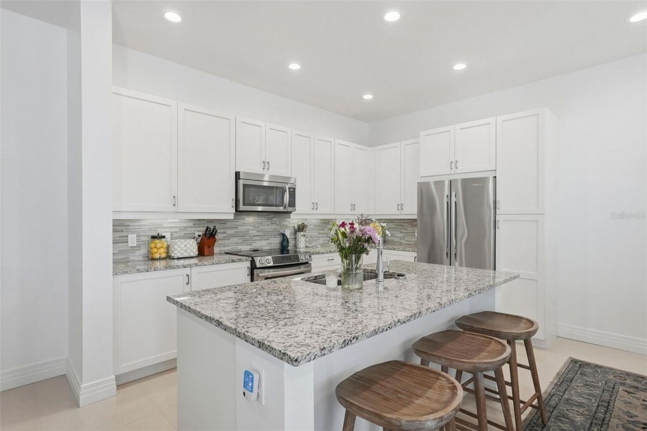 1325 Snell Isle Boulevard Ne, Unit 105, Saint Petersburg, FL 33704 Photo