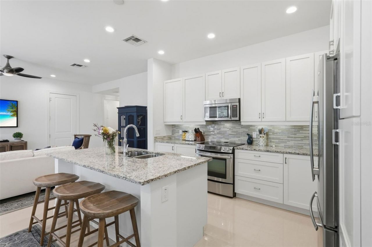 1325 Snell Isle Boulevard Ne, Unit 105, Saint Petersburg, FL 33704 Photo