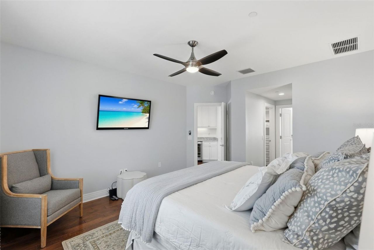 1325 Snell Isle Boulevard Ne, Unit 105, Saint Petersburg, FL 33704 Photo