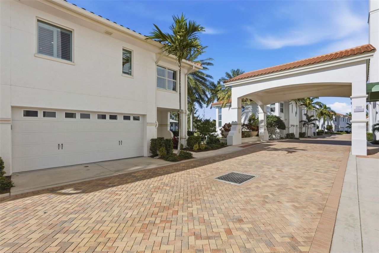 1325 Snell Isle Boulevard Ne, Unit 105, Saint Petersburg, FL 33704 Photo