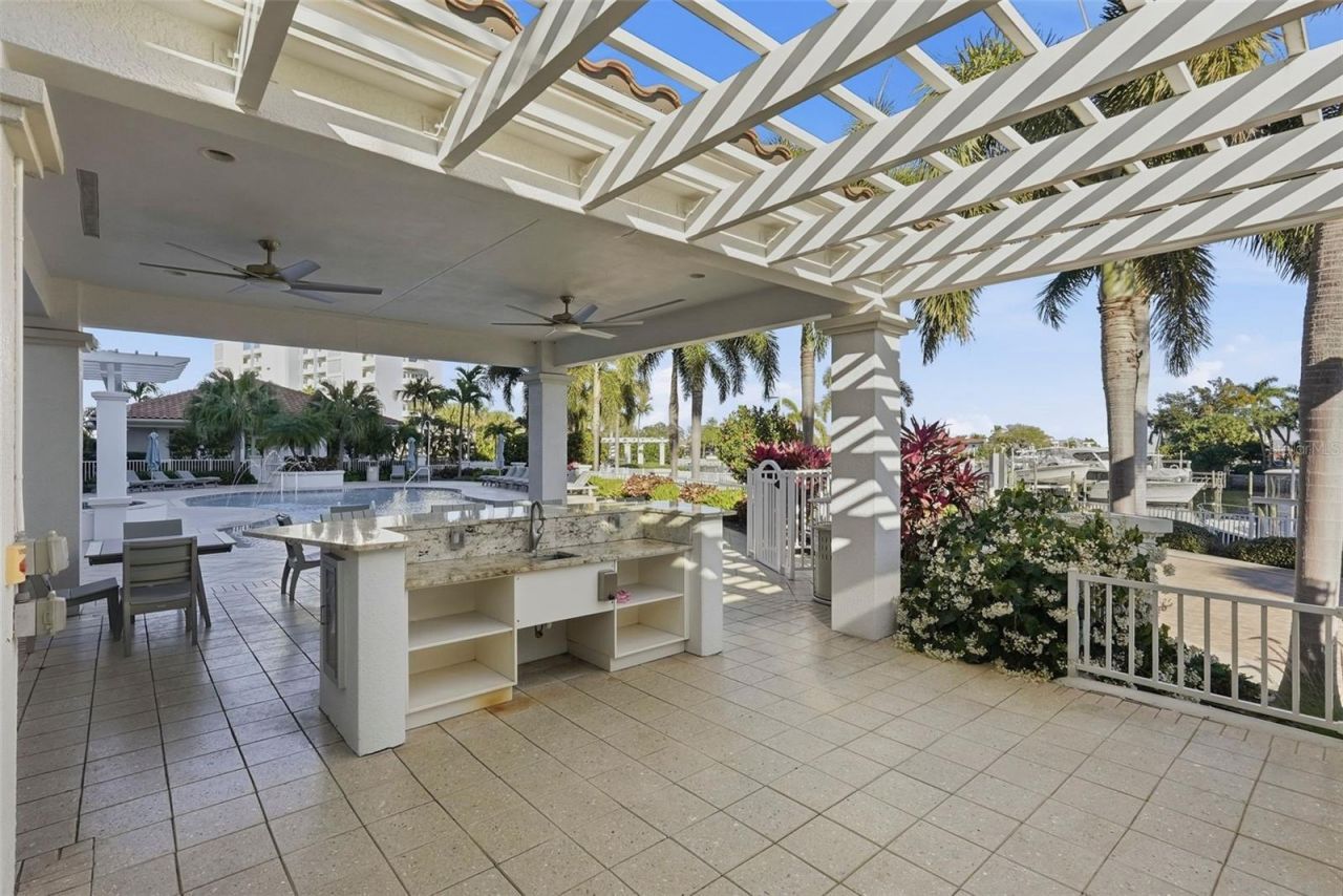 1325 Snell Isle Boulevard Ne, Unit 105, Saint Petersburg, FL 33704 Photo