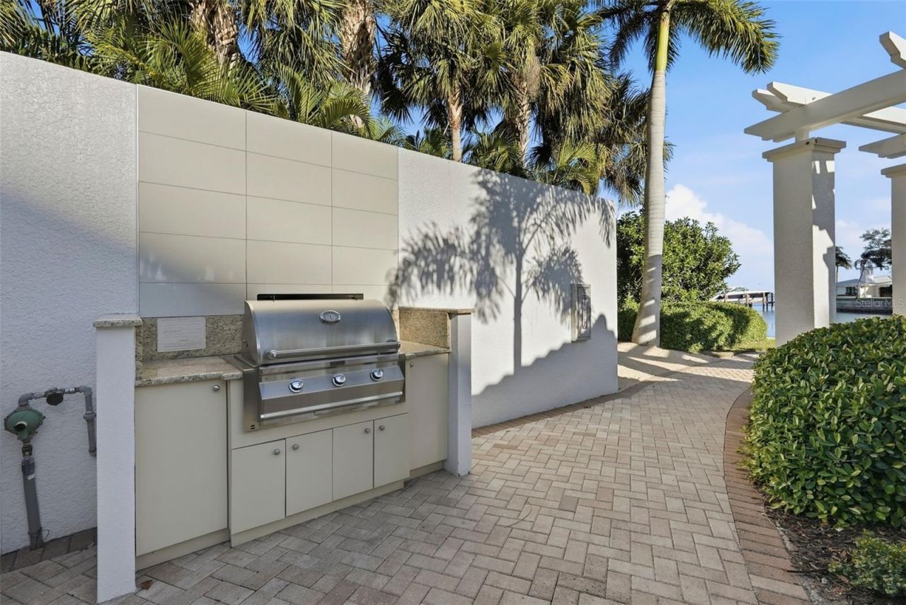 1325 Snell Isle Boulevard Ne, Unit 105, Saint Petersburg, FL 33704 Photo