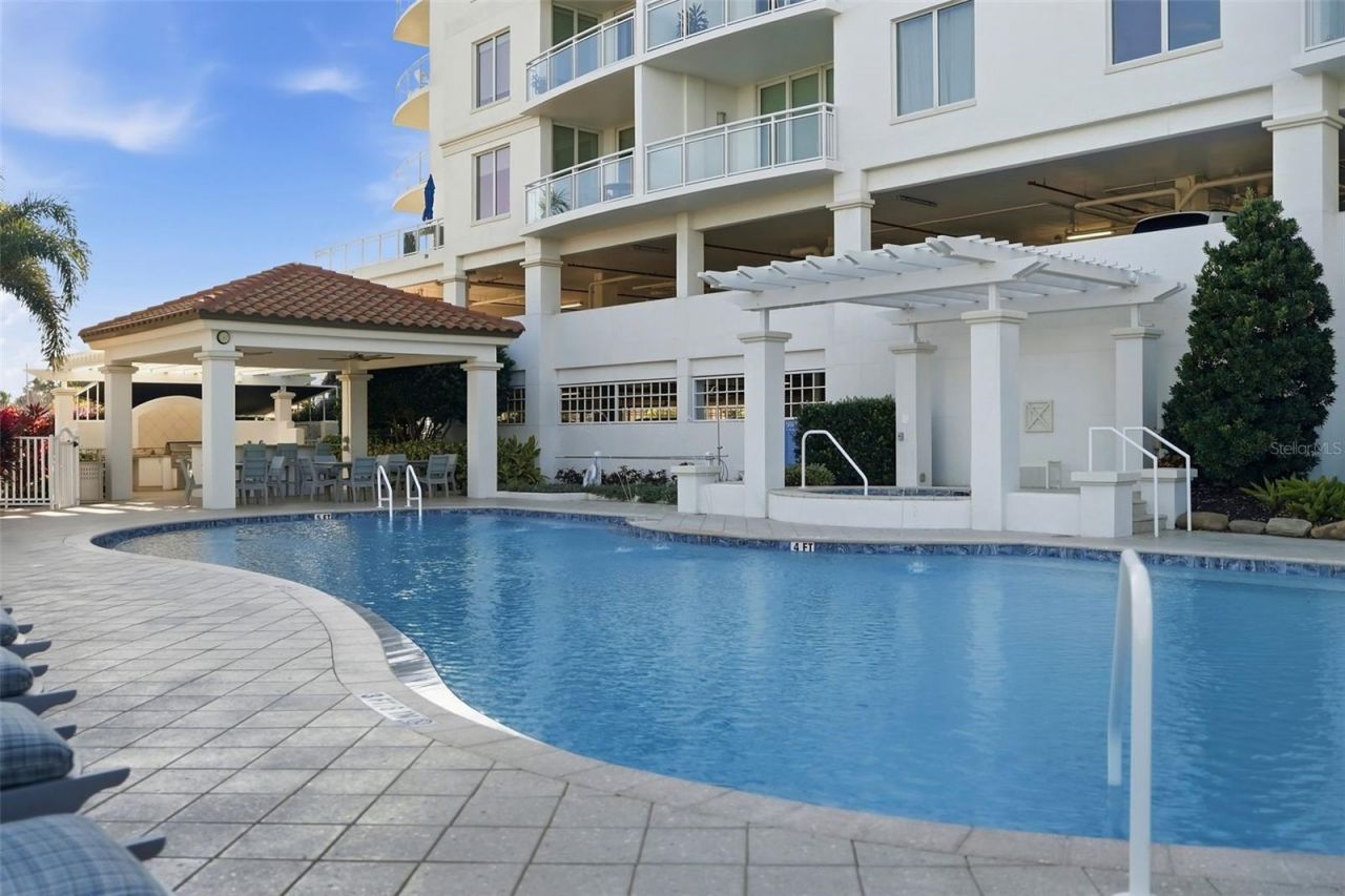 1325 Snell Isle Boulevard Ne, Unit 105, Saint Petersburg, FL 33704 Photo