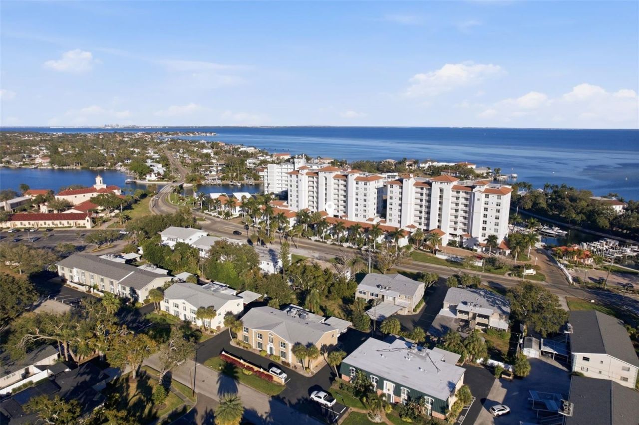 1325 Snell Isle Boulevard Ne, Unit 105, Saint Petersburg, FL 33704 Photo