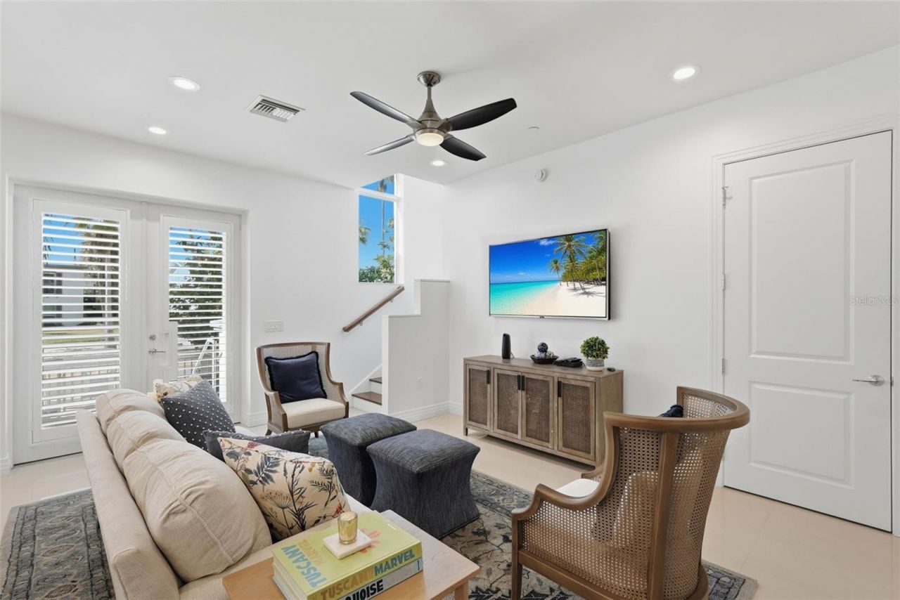 1325 Snell Isle Boulevard Ne, Unit 105, Saint Petersburg, FL 33704 Photo