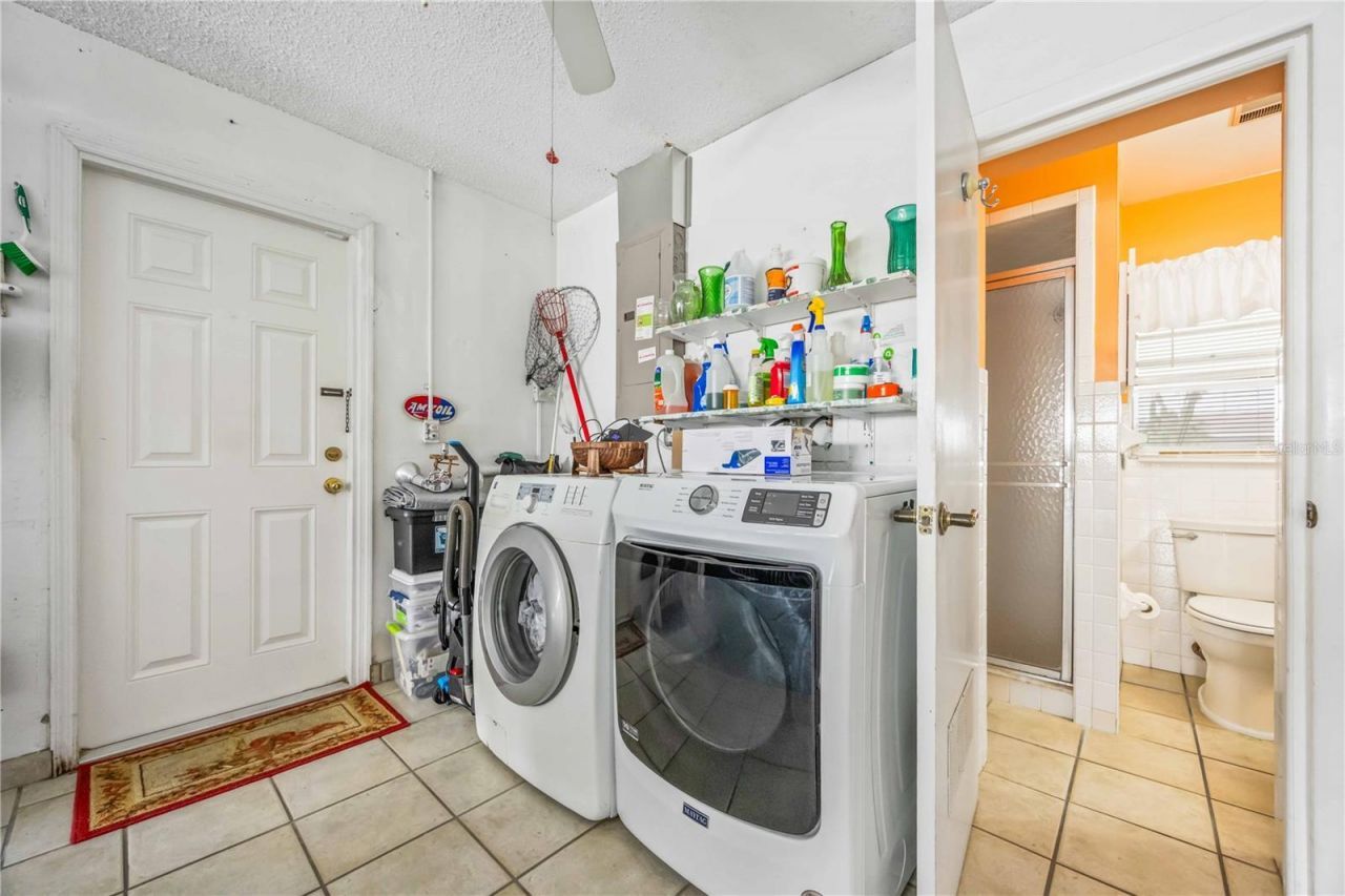 3801 Chinaberry, Bradenton, FL 34208 Photo