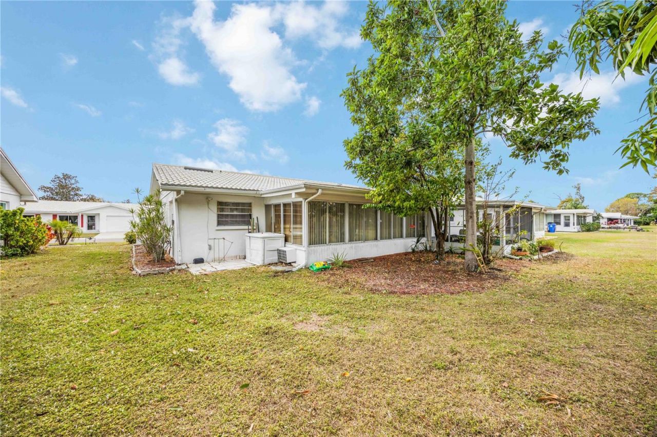 3801 Chinaberry, Bradenton, FL 34208 Photo