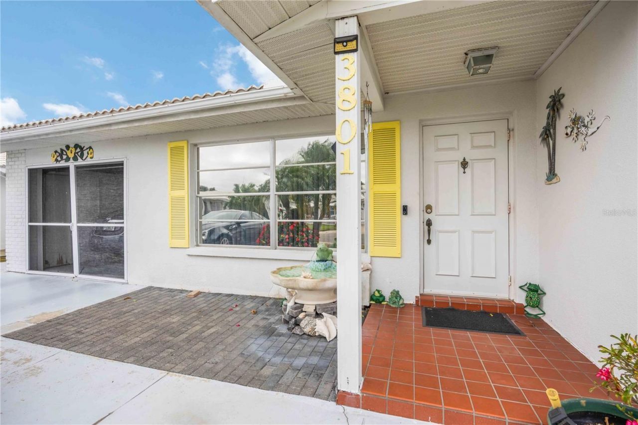 3801 Chinaberry, Bradenton, FL 34208 Photo