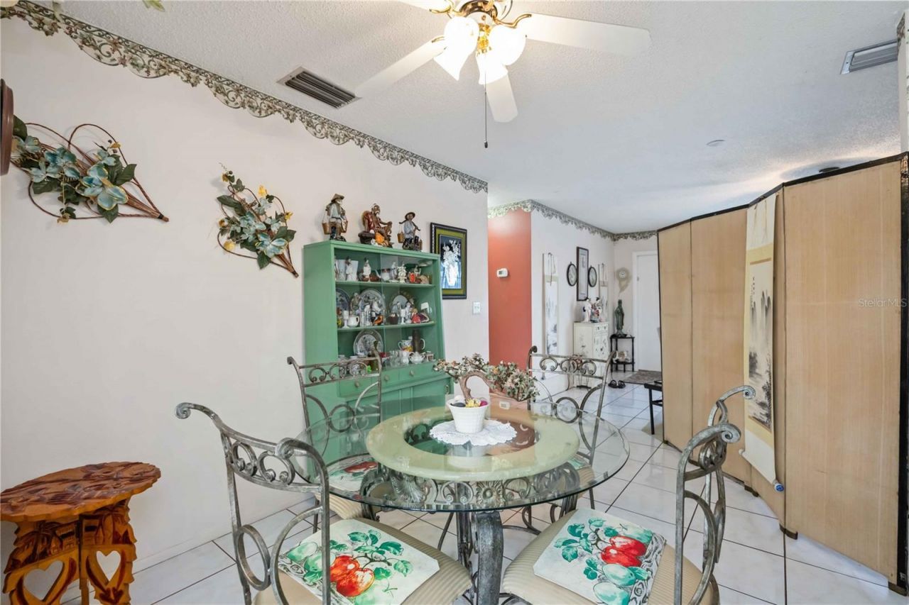 3801 Chinaberry, Bradenton, FL 34208 Photo