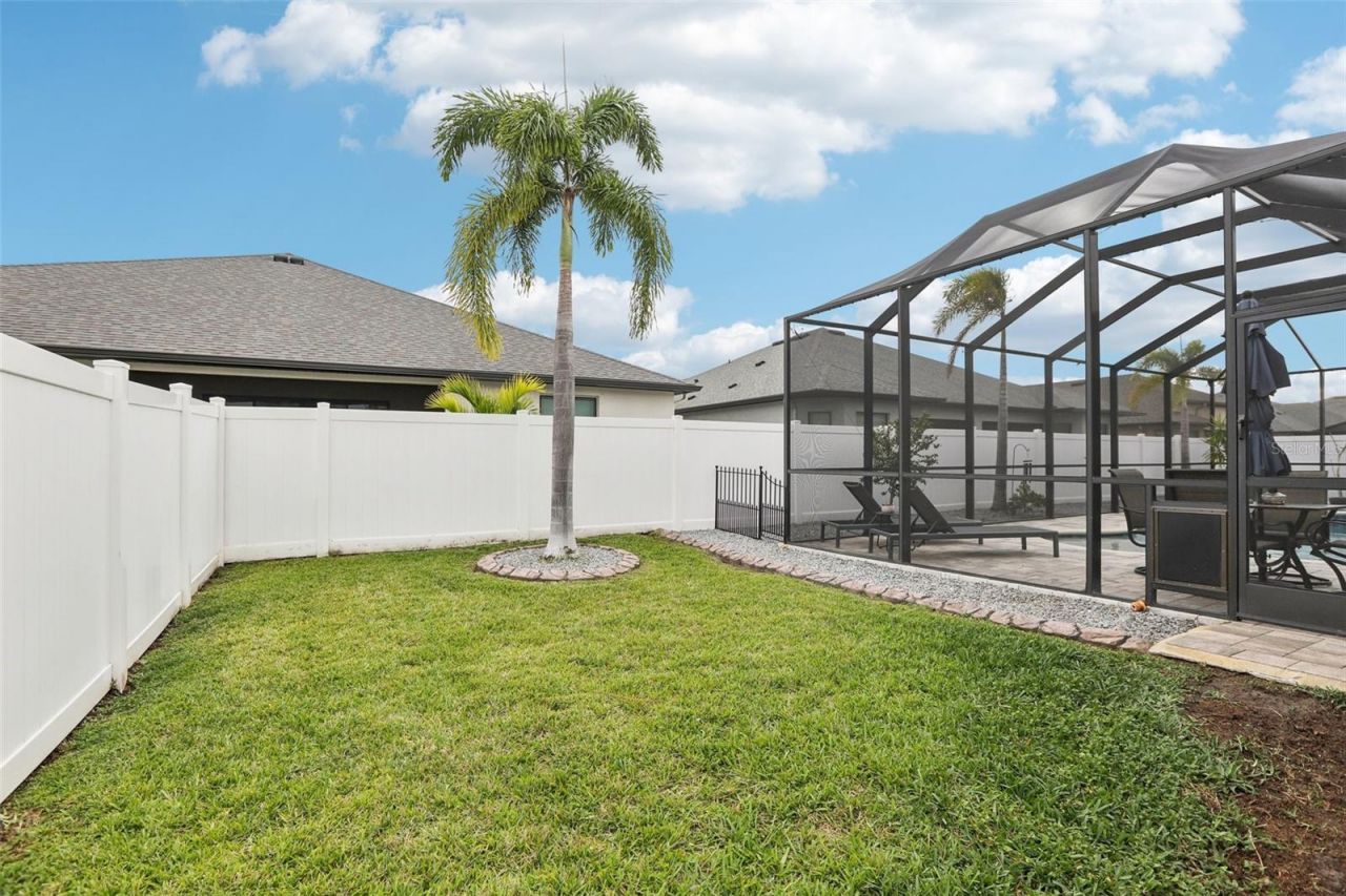 4026 Salida Delsol Drive, Sun City Center, FL 33573 Photo