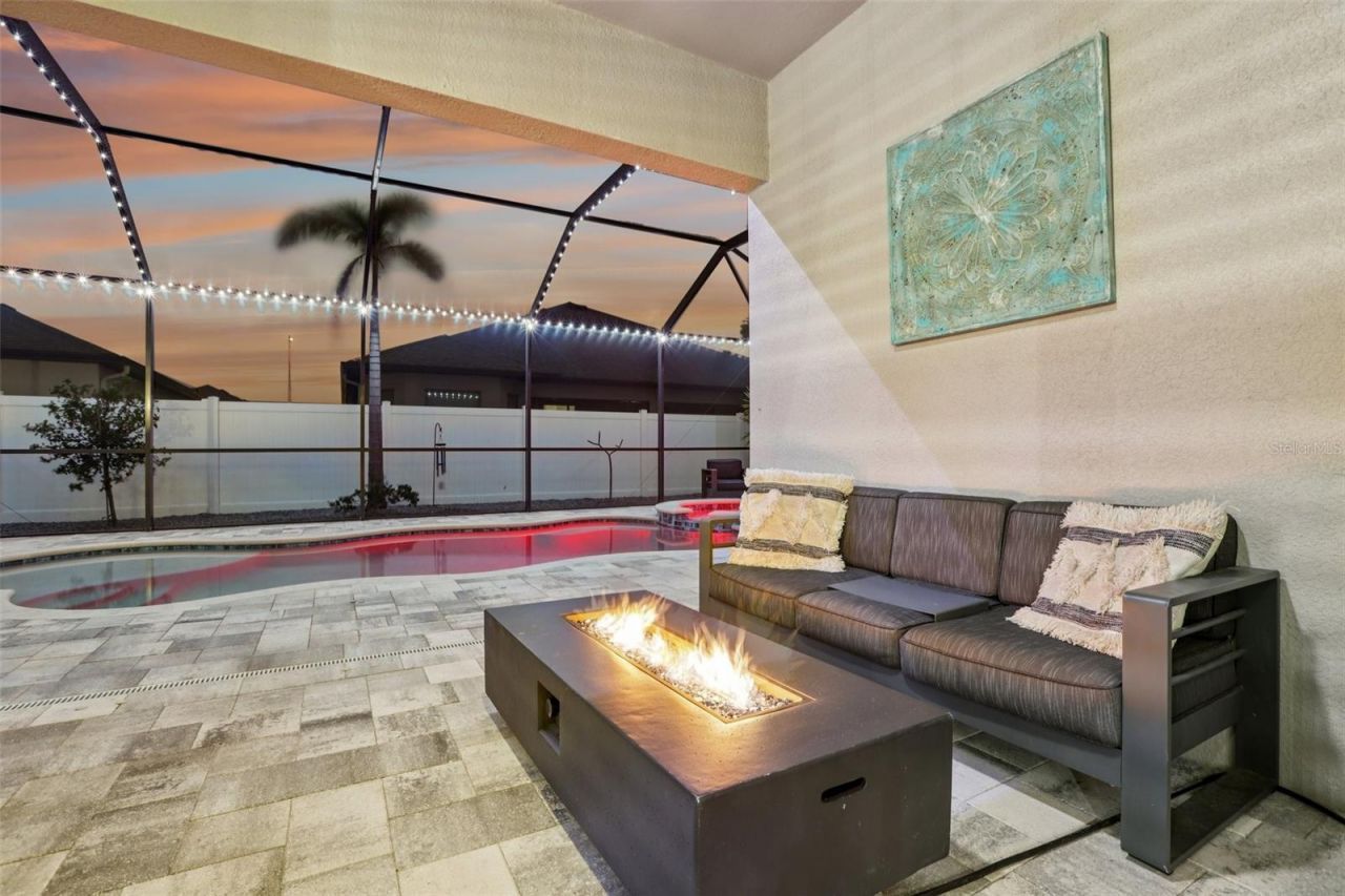 4026 Salida Delsol Drive, Sun City Center, FL 33573 Photo