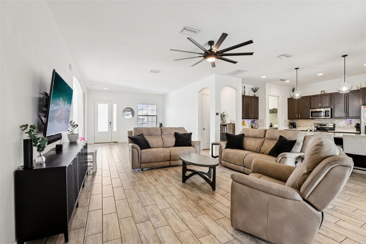 4026 Salida Delsol Drive, Sun City Center, FL 33573 Photo