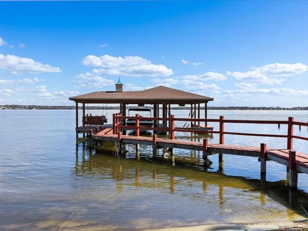 3001 LAKESHORE DRIVE, MOUNT DORA, FL 32757