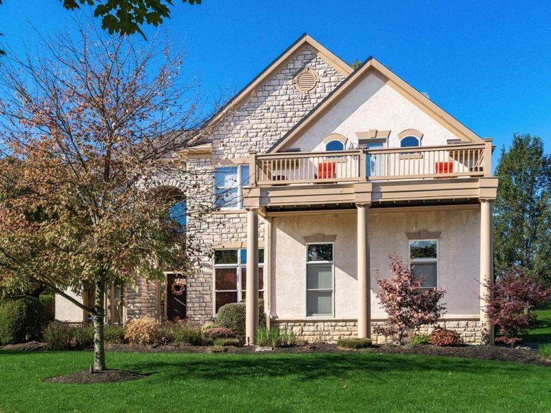 9083 Tartan Fields Drive, Dublin, OH 43017 Photo 2