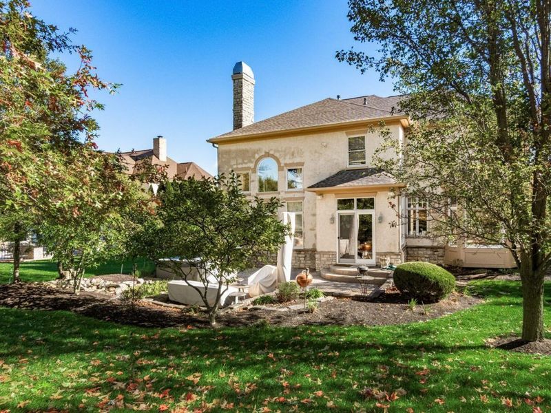 9083 Tartan Fields Drive, Dublin, OH 43017 Photo 4