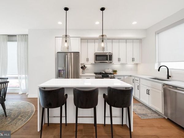 3001 RISEVIEW LANE, PHILADELPHIA, PA 19125