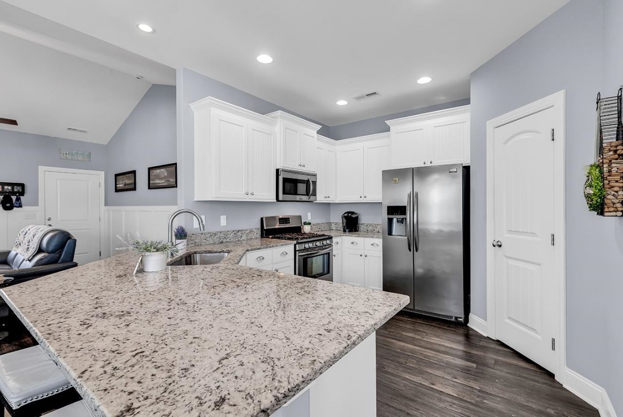 345 Waties Dr. Photo 13