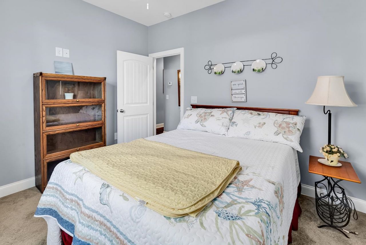 345 Waties Dr. Photo 23