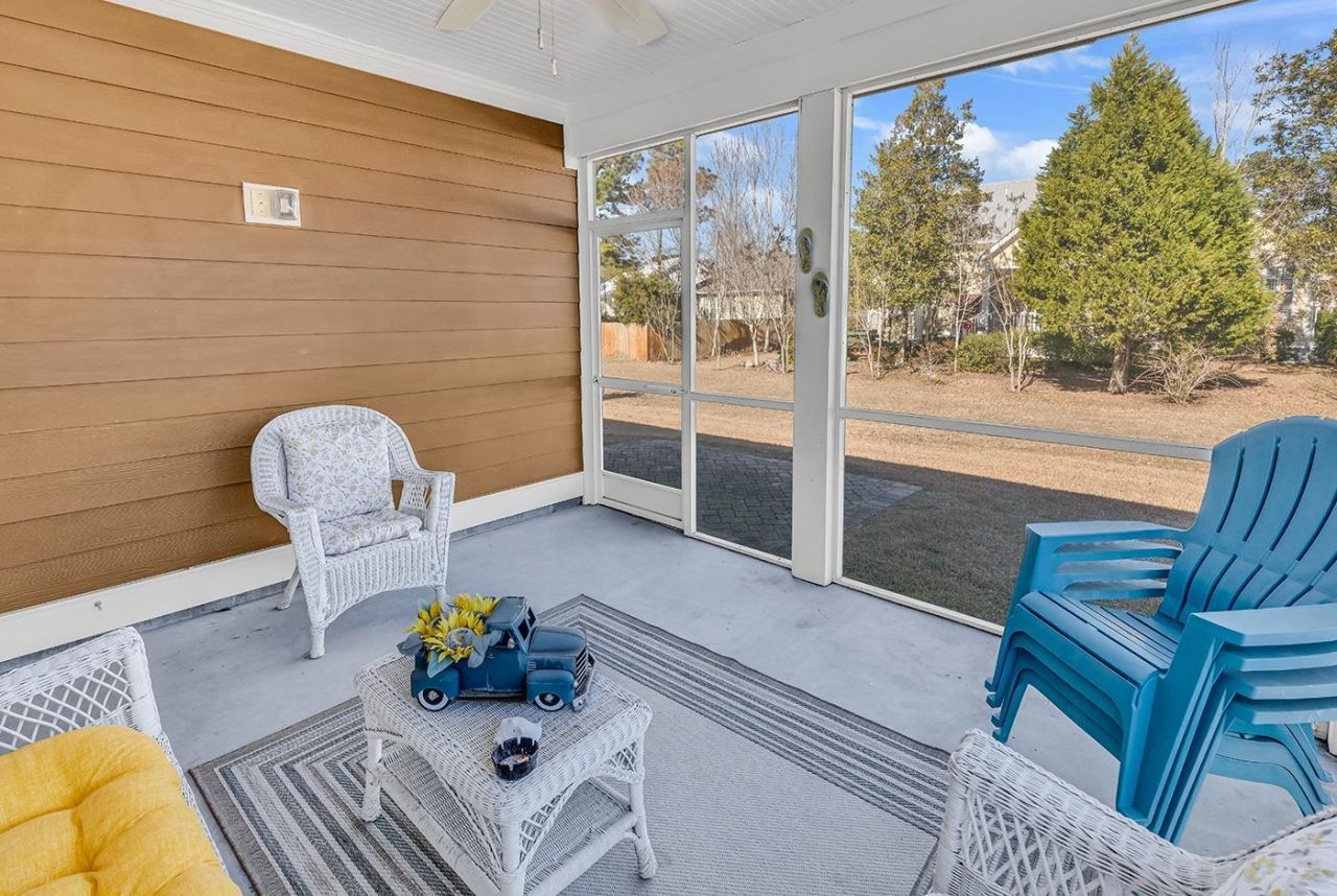 345 Waties Dr. Photo 32