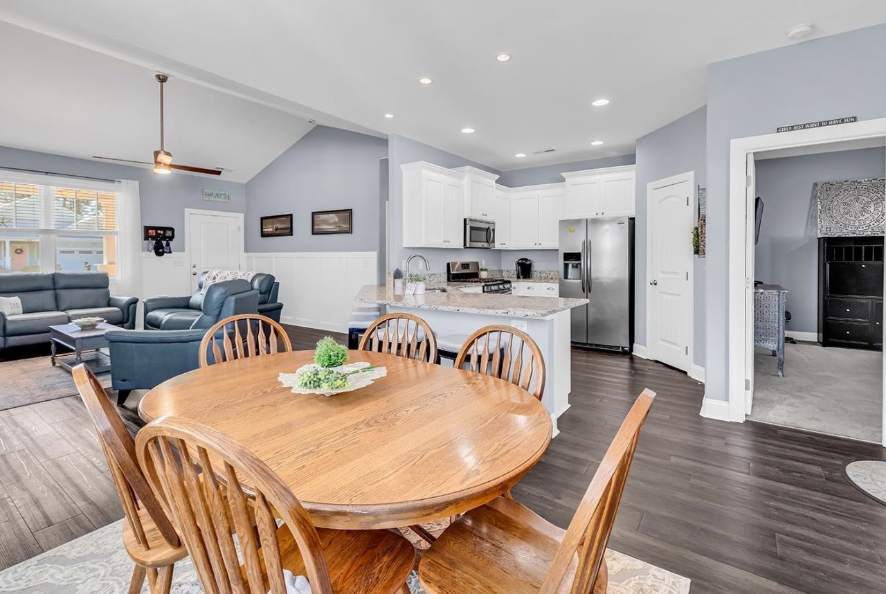 345 Waties Dr. Photo 8