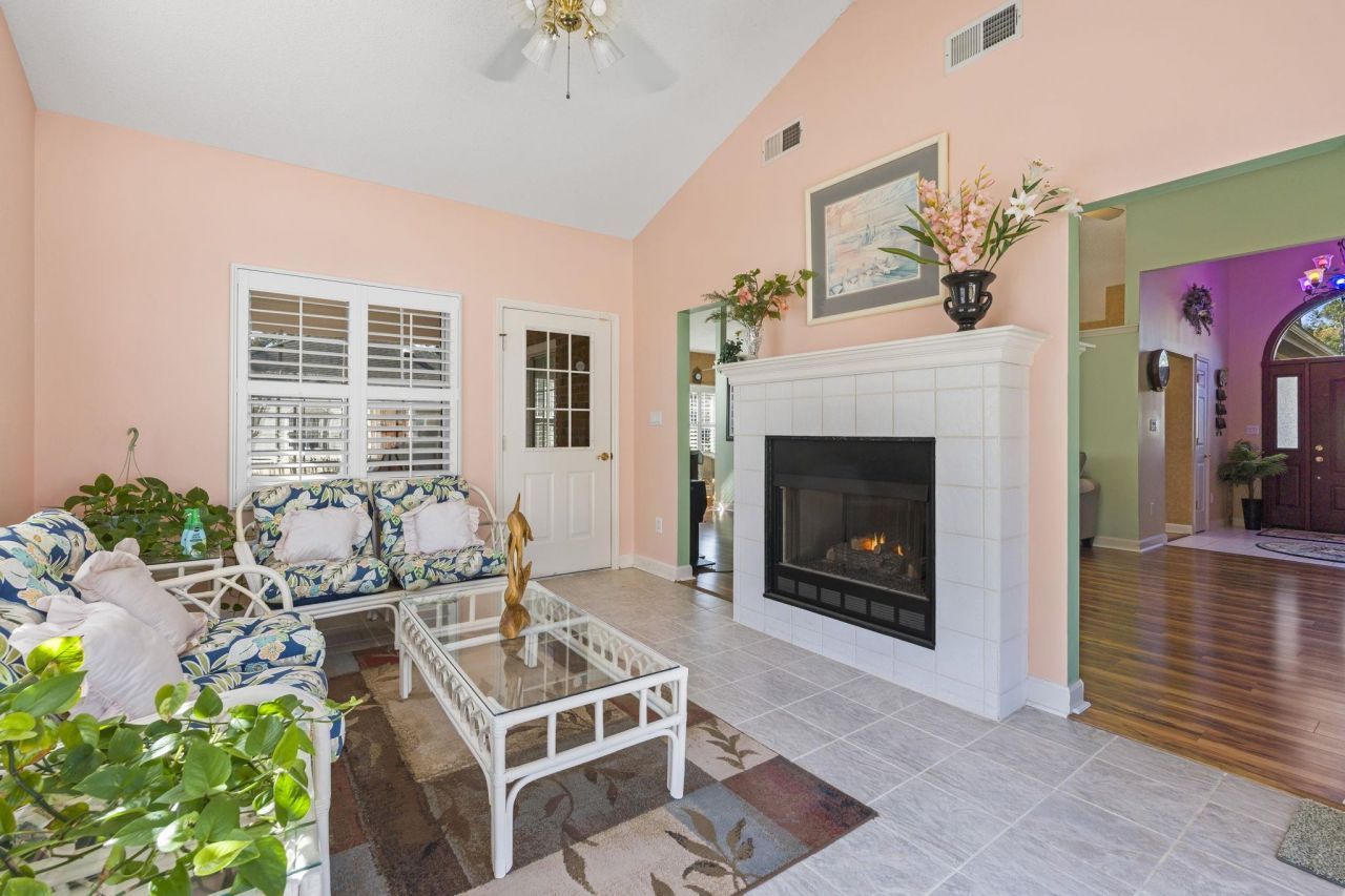 482 Shellbank Dr. Photo 29