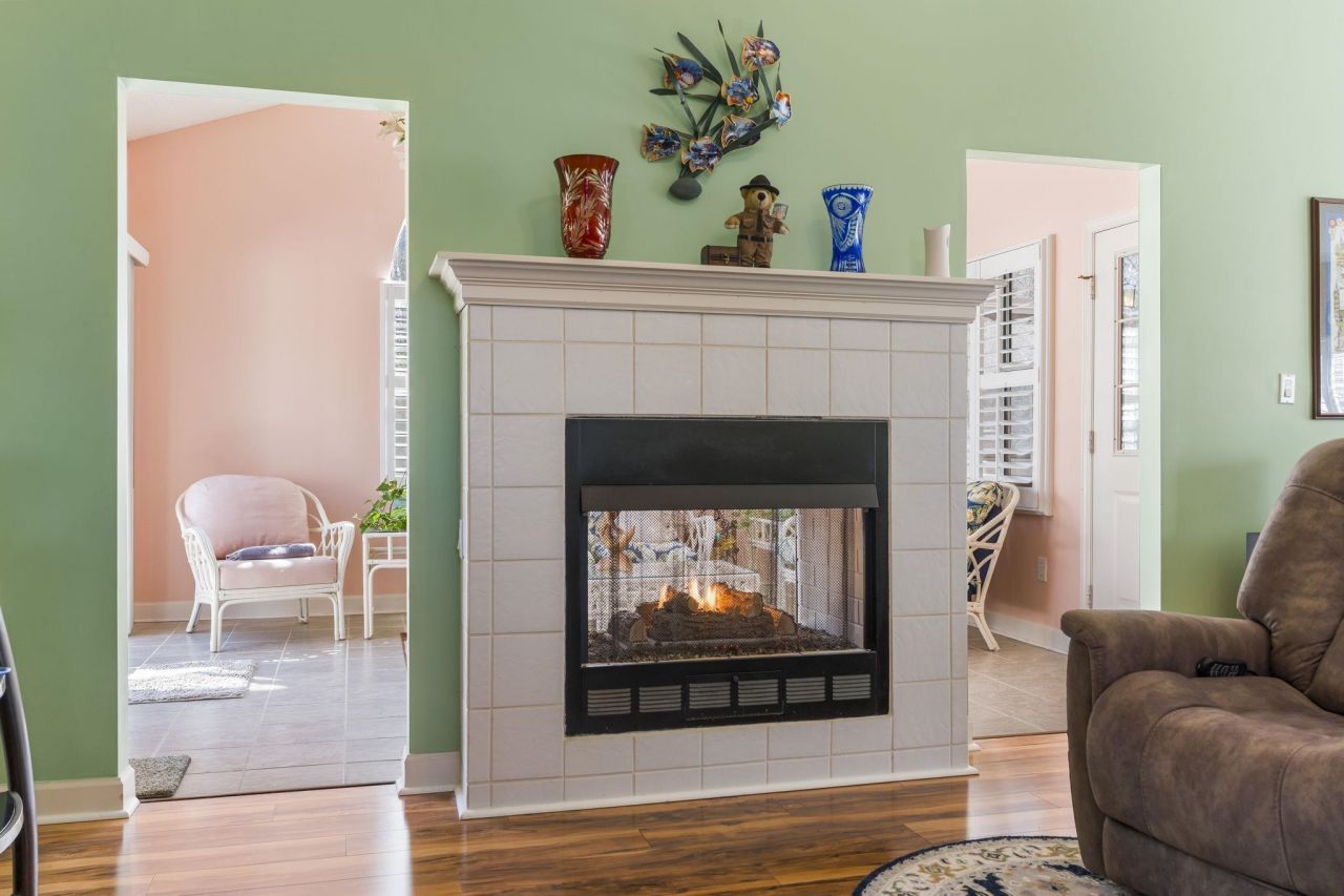 482 Shellbank Dr. Photo 30