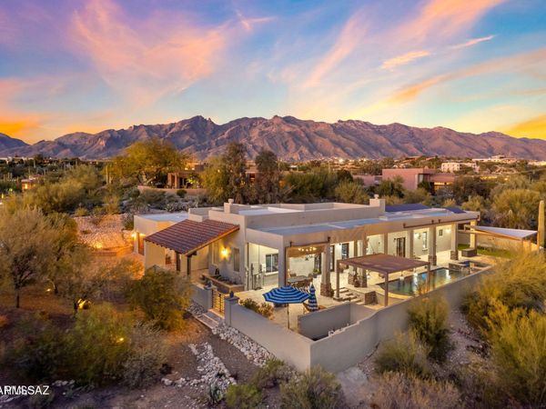 4496 N VIA BELLAS CATALINAS, Tucson, AZ 85718