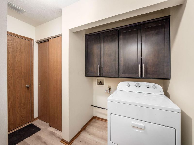 4920 Meadow Run Drive, Hilliard, OH 43026 Photo 13