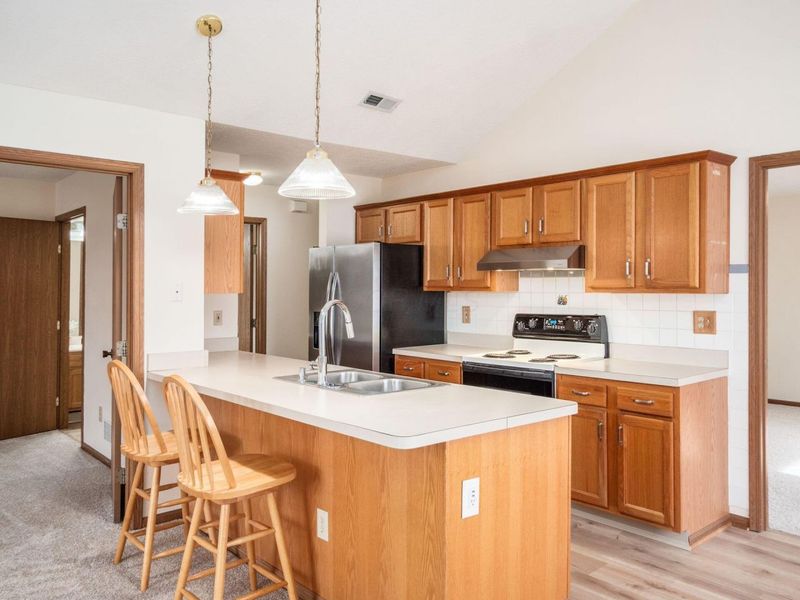 4920 Meadow Run Drive, Hilliard, OH 43026 Photo 8