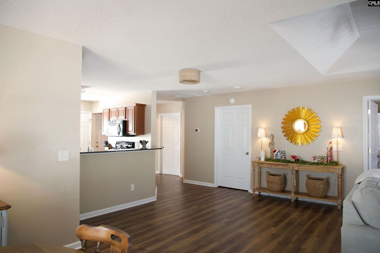 132 Ridge Terrace Photo 7