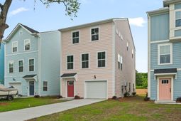 1818 Helm Avenue photo 4