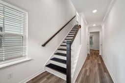 1818 Helm Avenue photo 4