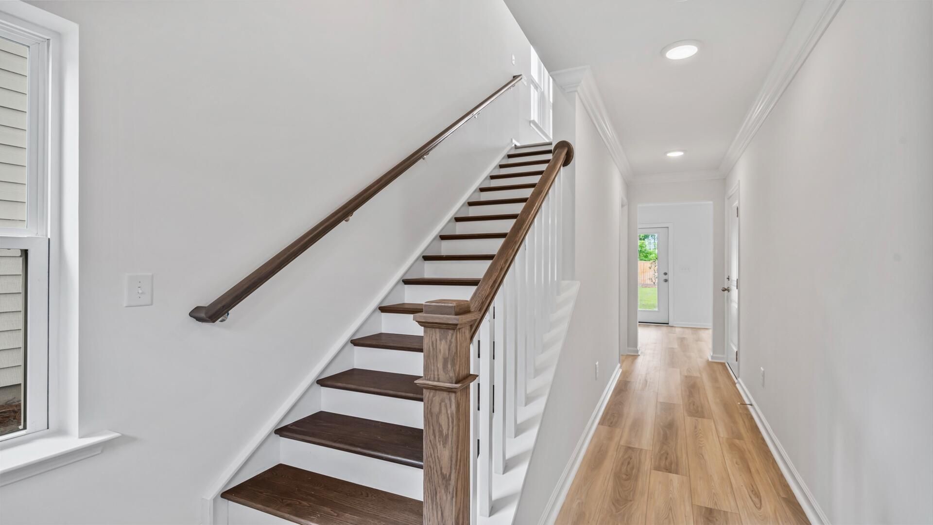 1818 Helm Avenue Photo 5