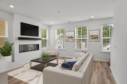1826 Helm Avenue photo 4