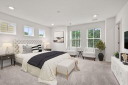 1826 Helm Avenue photo 4