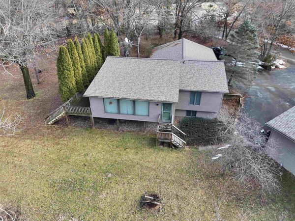 N6333 Suburban Heights Road, Pardeeville, WI 53954