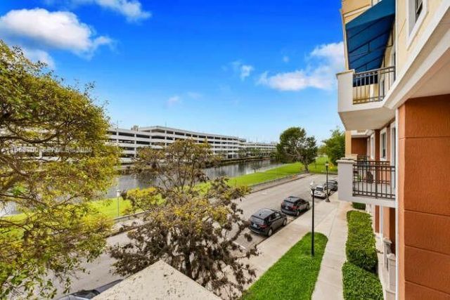 8395 SW 73rd Ave , Unit 104, Miami, FL 33143 Photo