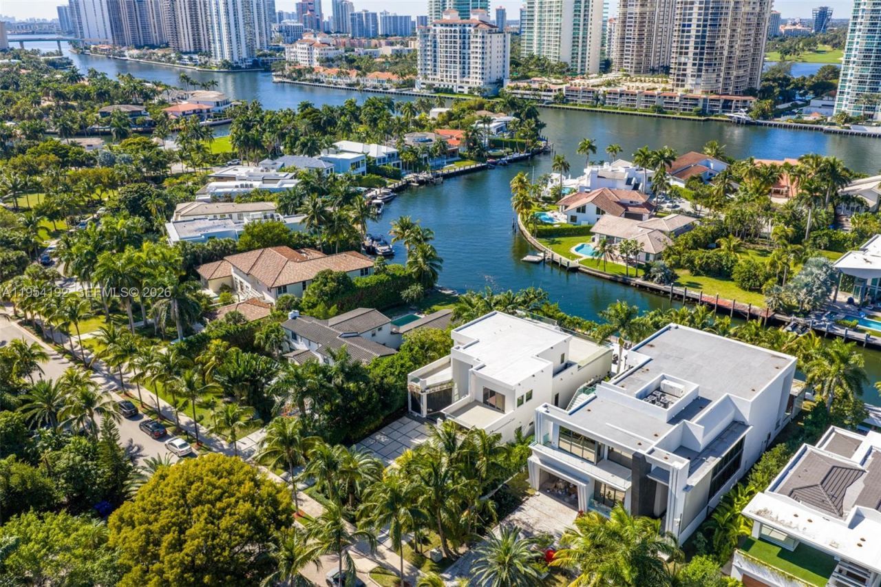 364 Golden Beach Dr , Golden Beach, FL 33160 Photo