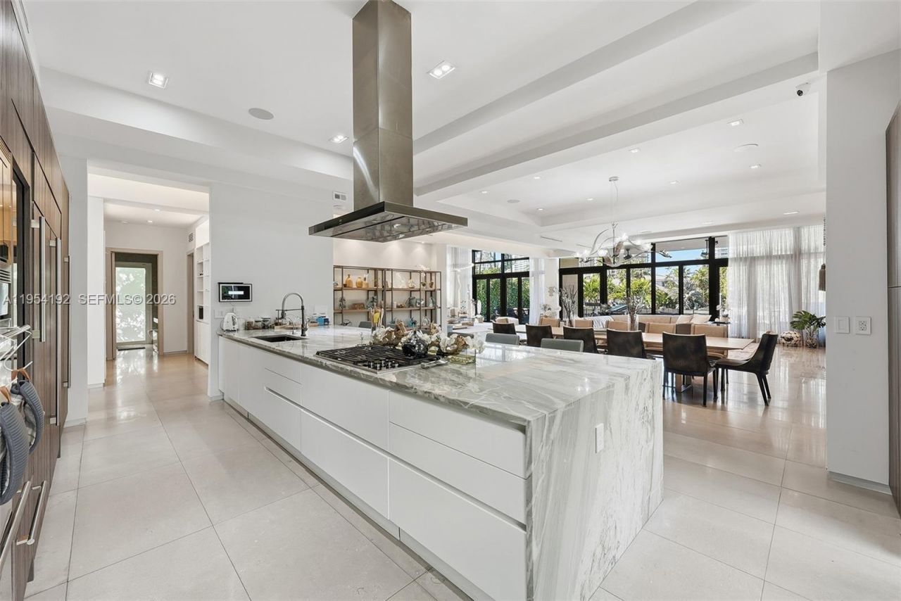 364 Golden Beach Dr , Golden Beach, FL 33160 Photo