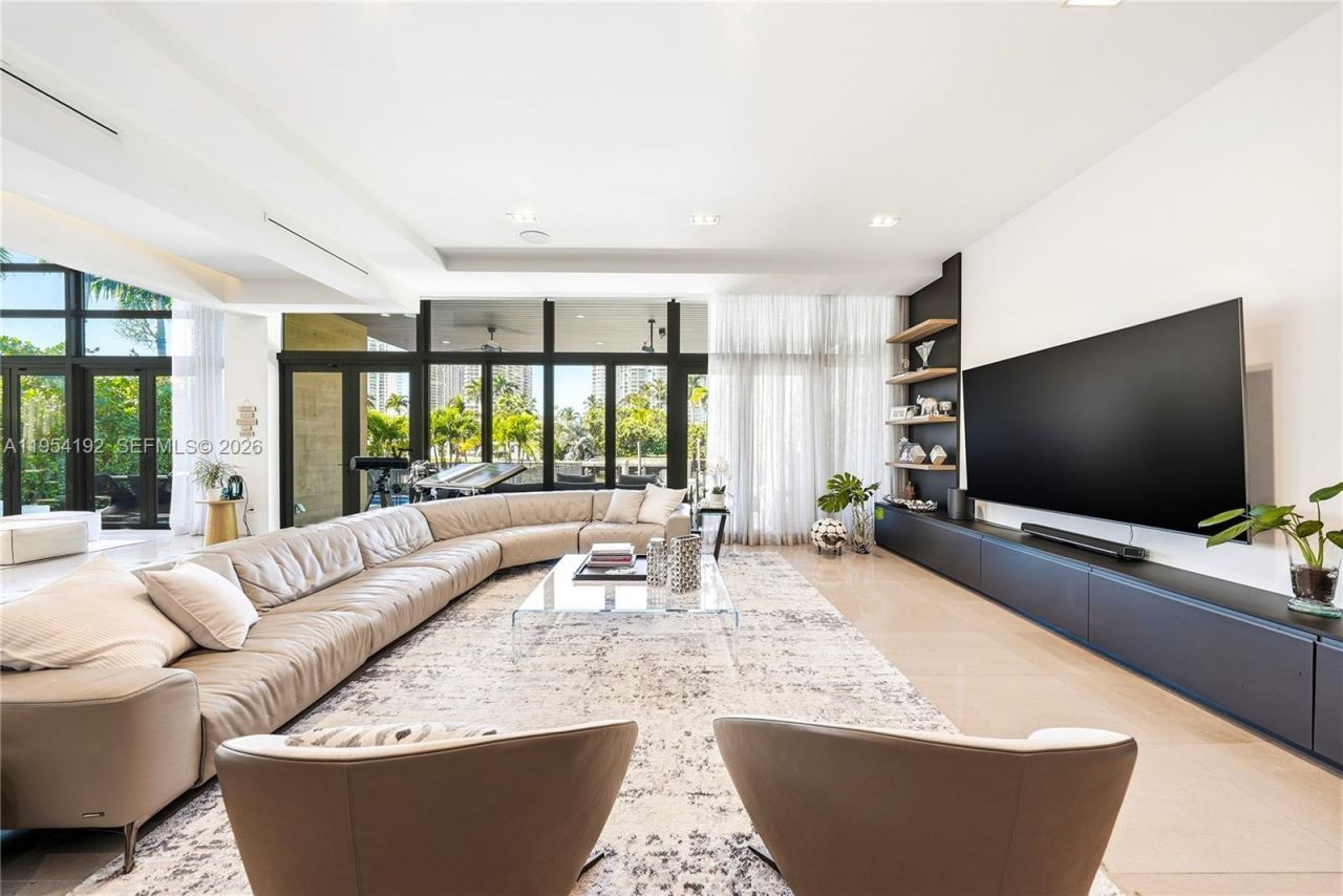 364 Golden Beach Dr , Golden Beach, FL 33160 Photo