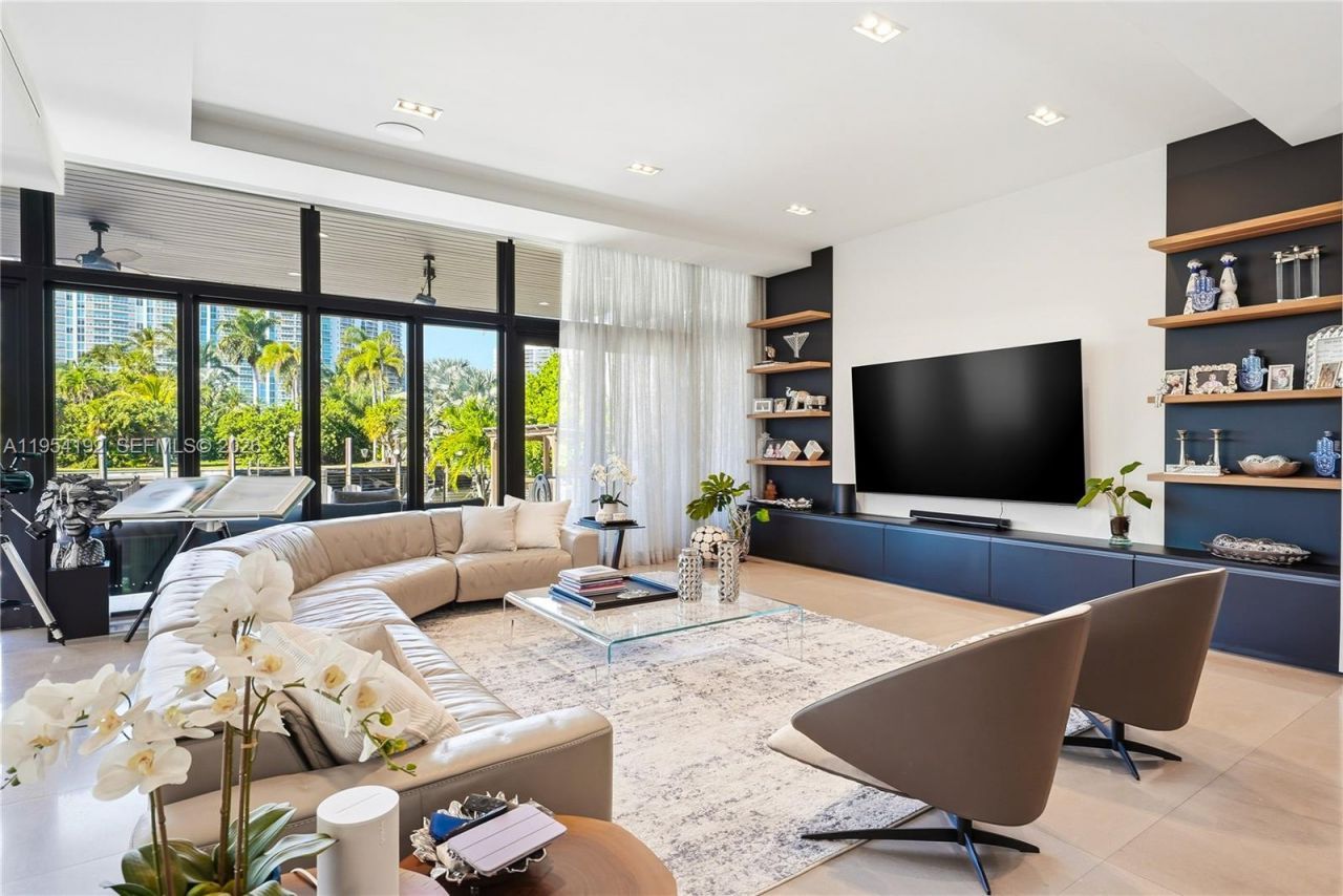 364 Golden Beach Dr , Golden Beach, FL 33160 Photo