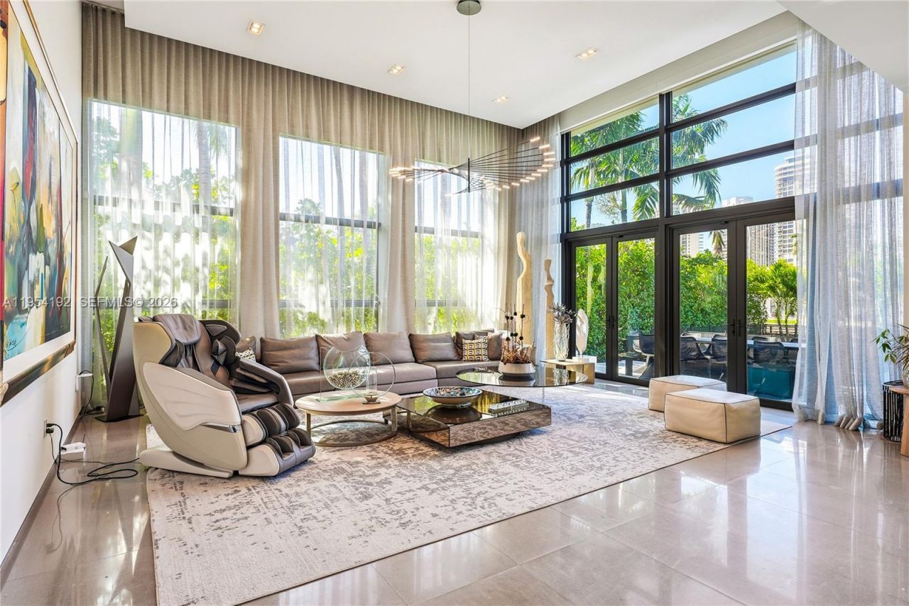 364 Golden Beach Dr , Golden Beach, FL 33160 Photo