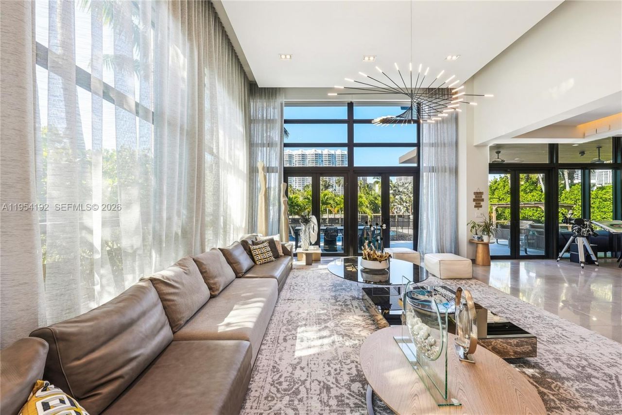 364 Golden Beach Dr , Golden Beach, FL 33160 Photo